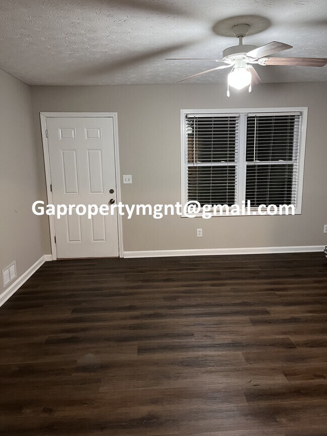 Building Photo - 231 Waddell Dr