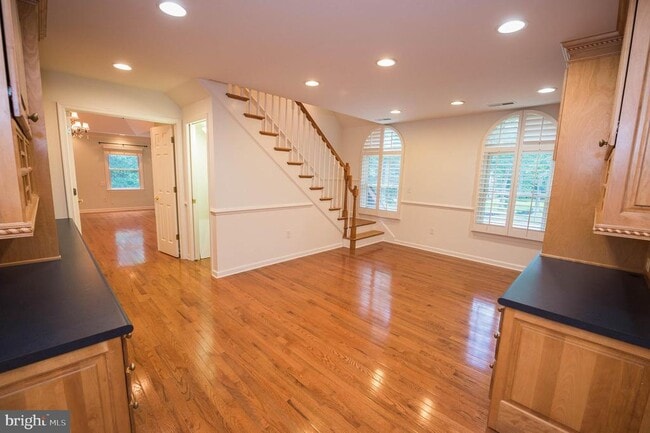 Building Photo - 5482 Royal Mile Blvd