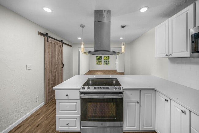 Building Photo - Remodeled Kitchen