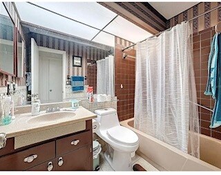 Building Photo - 7569 Heather Walk Dr