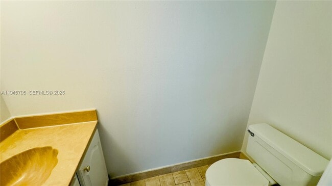 Building Photo - 1717 N Bayshore Dr