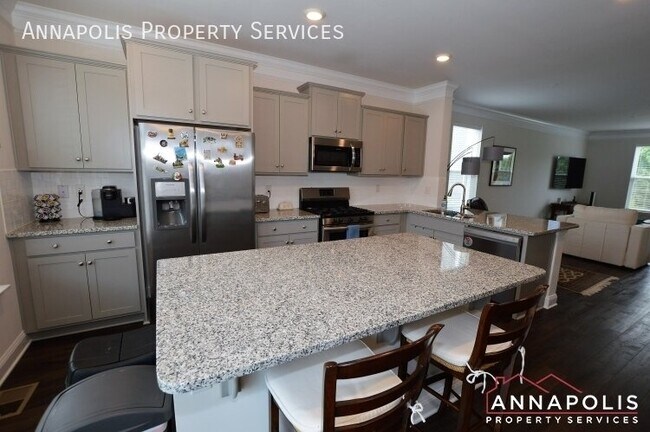 Building Photo - 318 Bright Light Ct