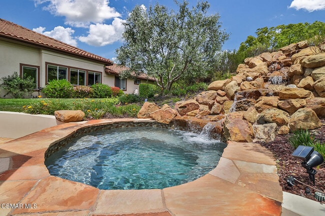 Building Photo - 1808 Crystal View Cir