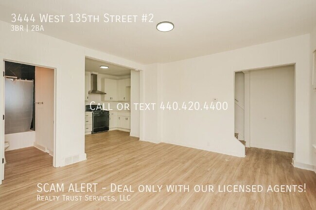 Building Photo - 3444 W 135th St