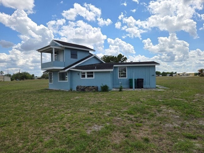 Building Photo - 19505 NW 80th Dr