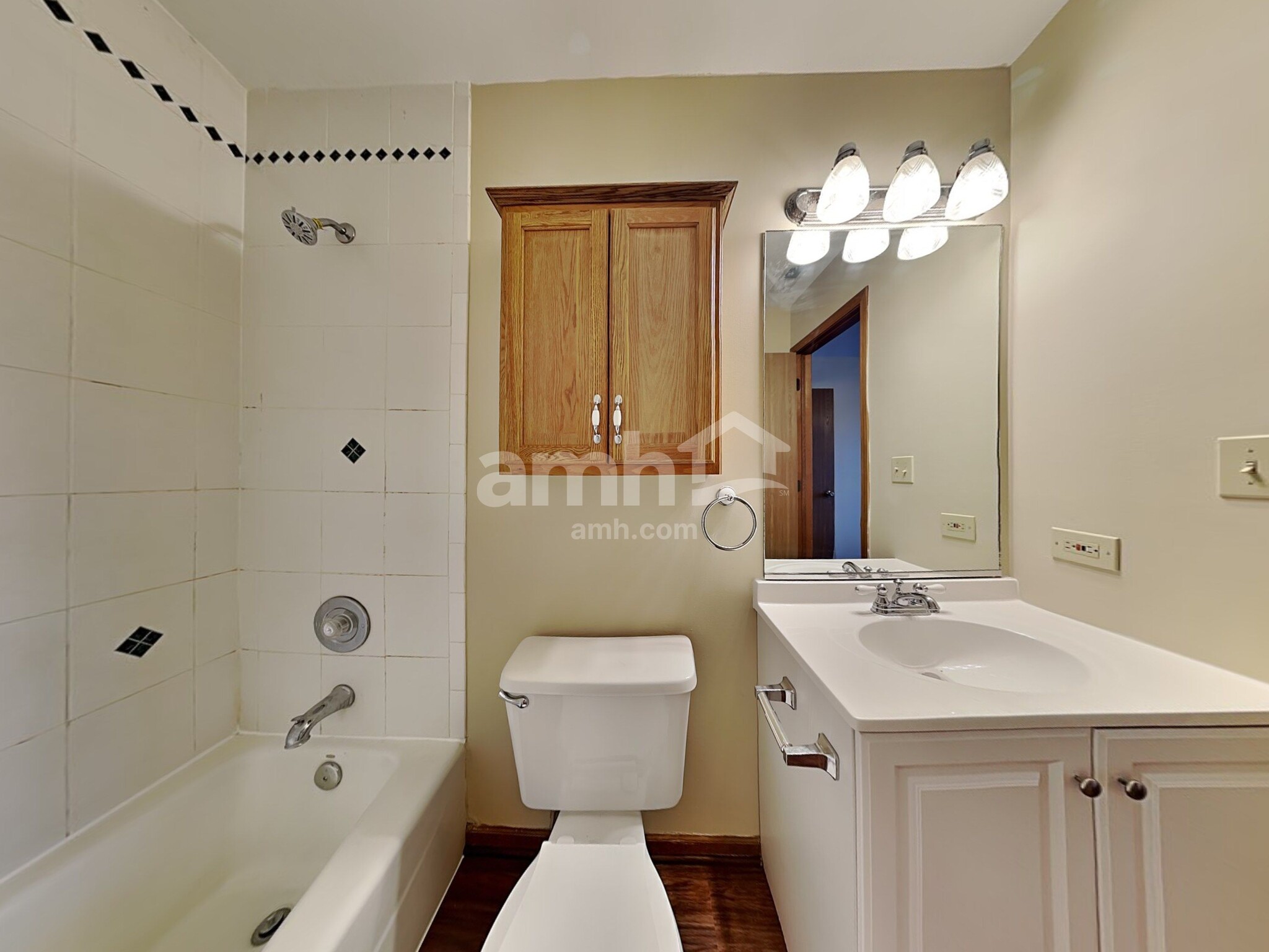 Building Photo - 4506 W Riverside Dr