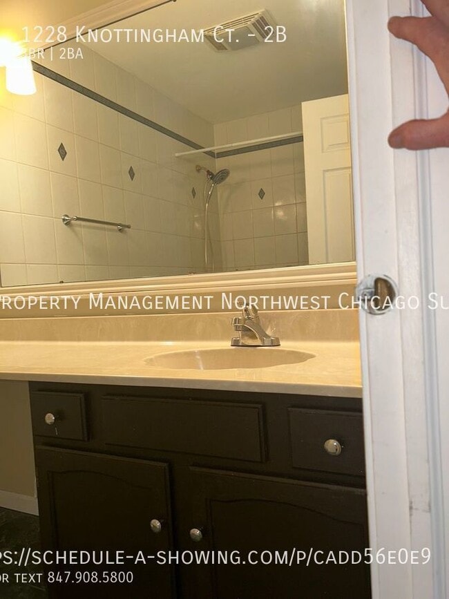 Building Photo - 1228 Knottingham Ct