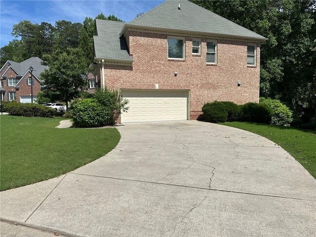 Building Photo - 10995 Abbotts Station Dr