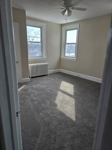 Building Photo - 1772 Ferndale Ave