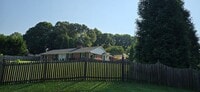 Building Photo - Classic Brick Ranch in Pfafftown