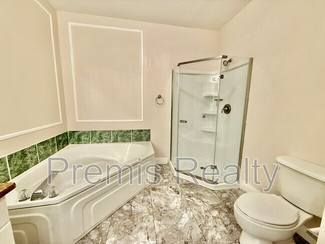 Building Photo - 2738 Via Tivoli