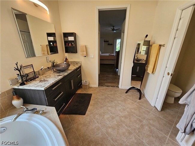 Building Photo - 2323 Bainmar Dr