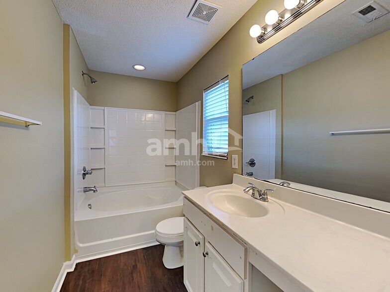 Building Photo - 3779 Marshlane Way