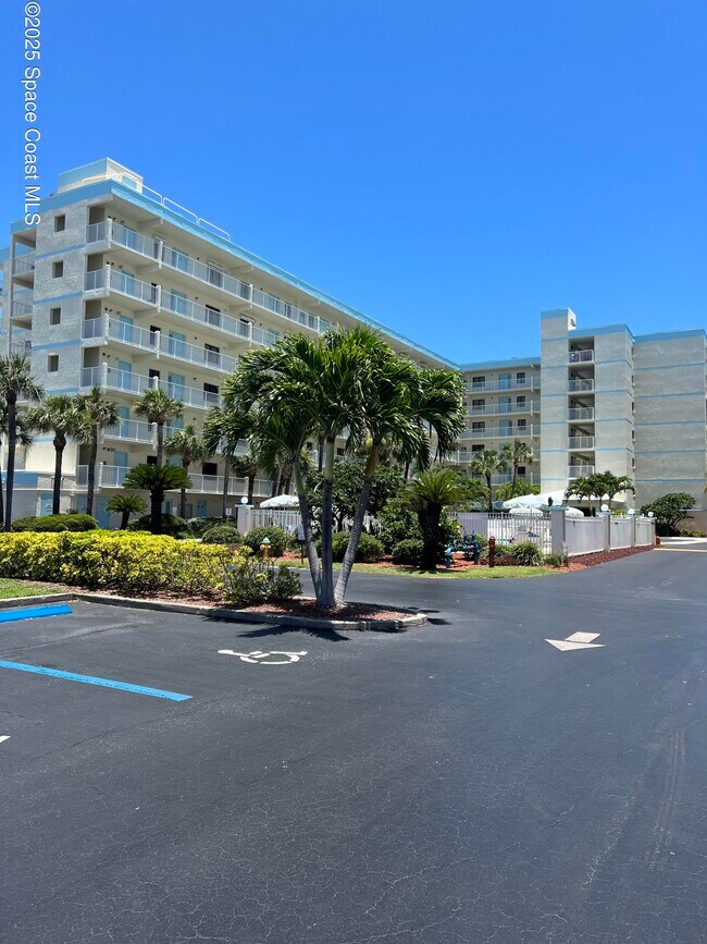 Primary Photo - 1050 N Atlantic Ave