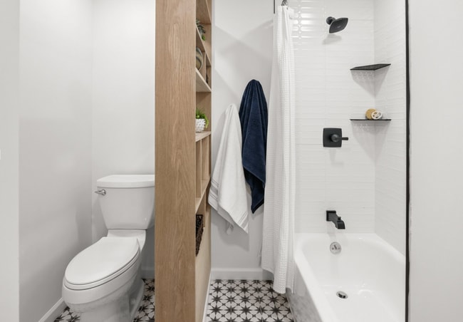 Building Photo - 15590 NW Norwich Cir