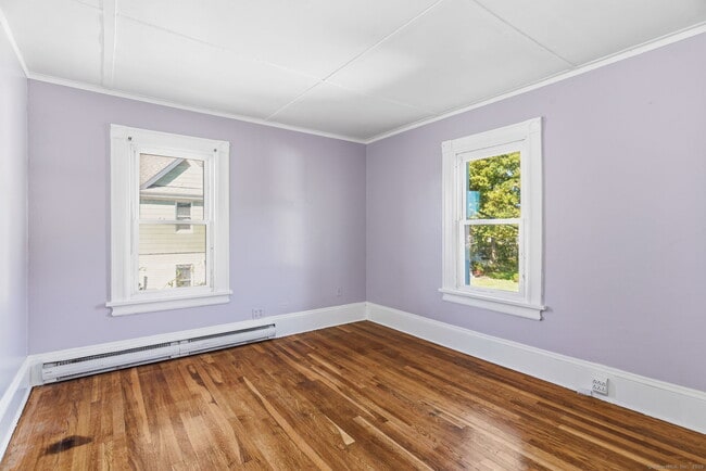 Building Photo - 44 E Cedar St