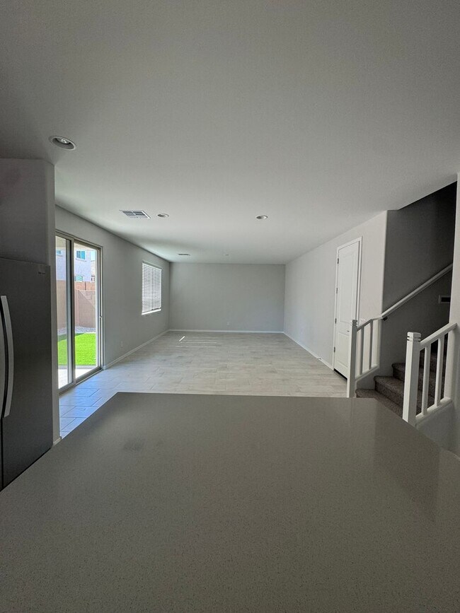 Building Photo - 16510 W Whispering Wind Dr