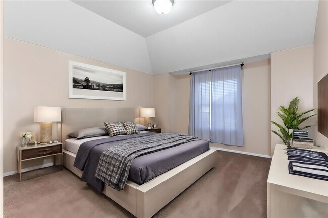 Building Photo - 3531 Shoreview Ln