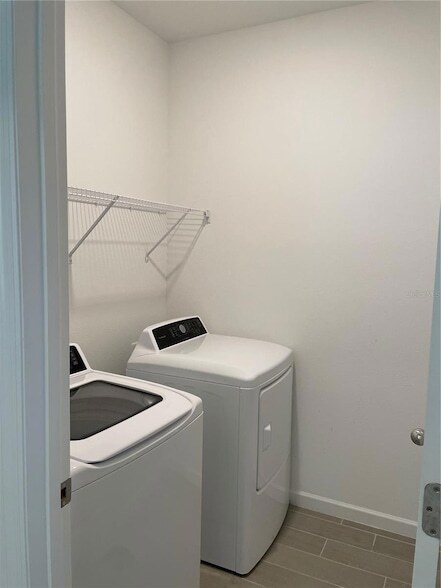 Building Photo - 1979 NW 44th Court Rd