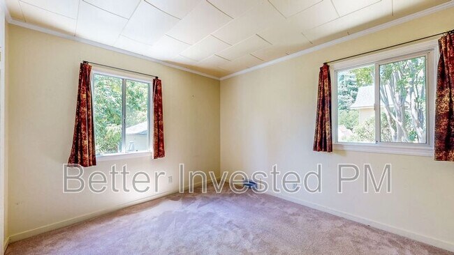 Building Photo - 175 Giorno Ave