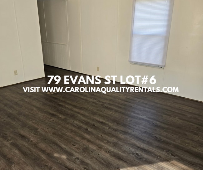 Building Photo - 3 bedroom 2 bath singlewide