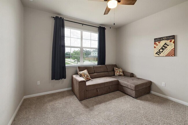 Building Photo - 200 Arrowhead Vine St