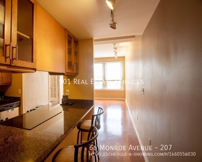 Building Photo - 66 Monroe Ave