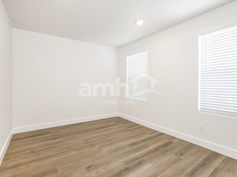 Building Photo - 6451 Intuition Ln