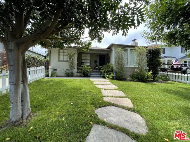 Building Photo - 8011 Stewart Ave