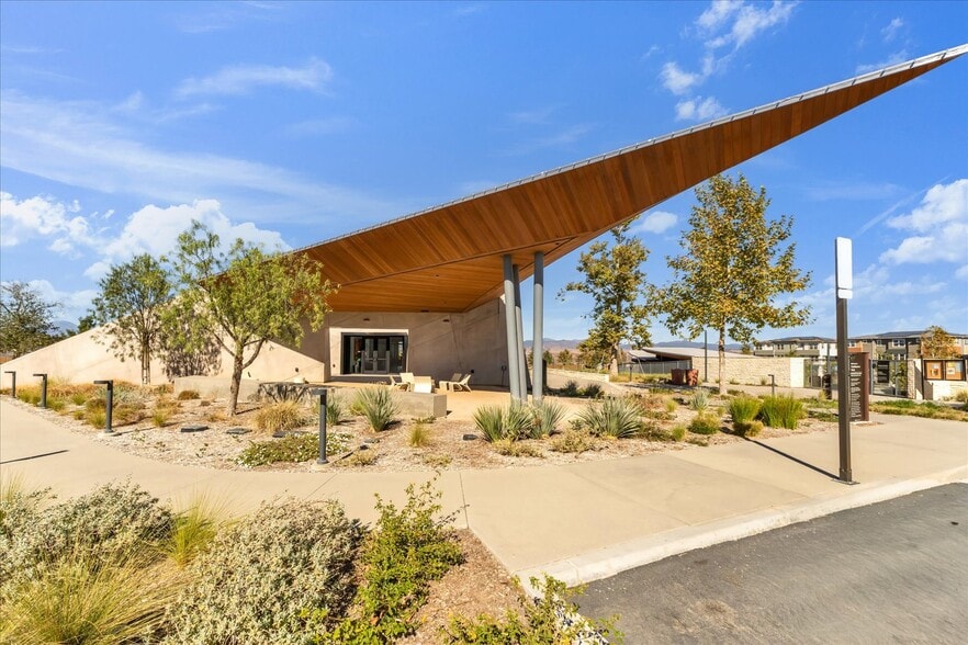 Building Photo - 27116 Valley Oak Pl