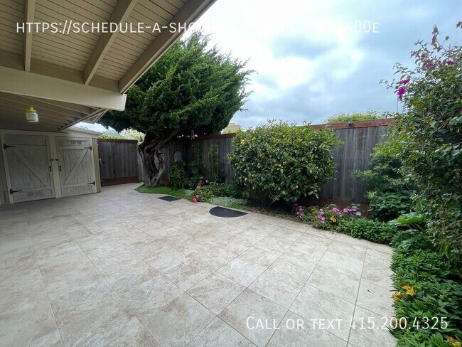 Building Photo - 211 Hacienda-