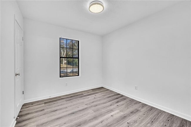 Building Photo - 3959 Wood Path Dr