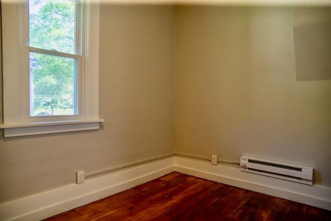 Building Photo - 51 Colfax St NE