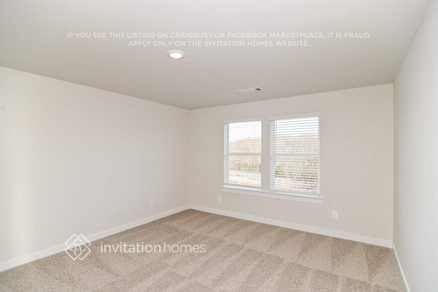 Building Photo - 1219 Bluffton Cir