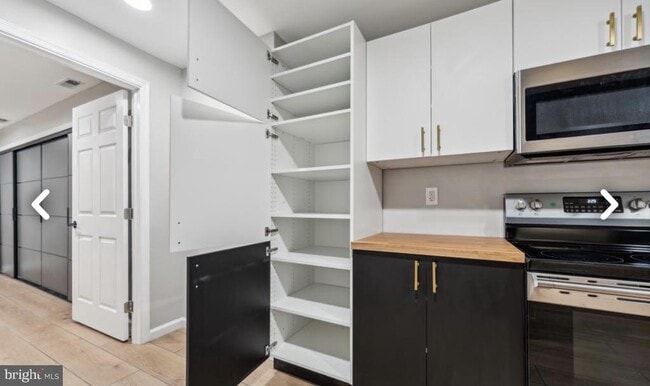 Building Photo - 7006 Friendship Rd