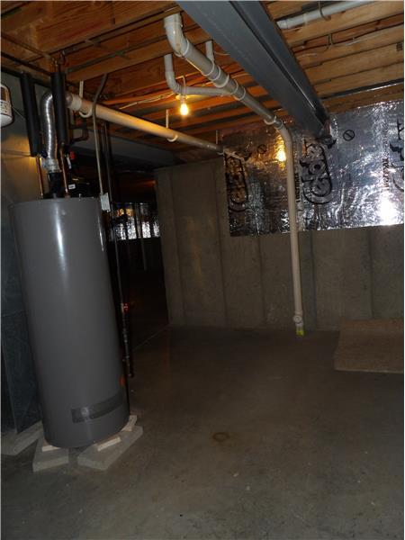 Building Photo - 10201 Hartwood Ct