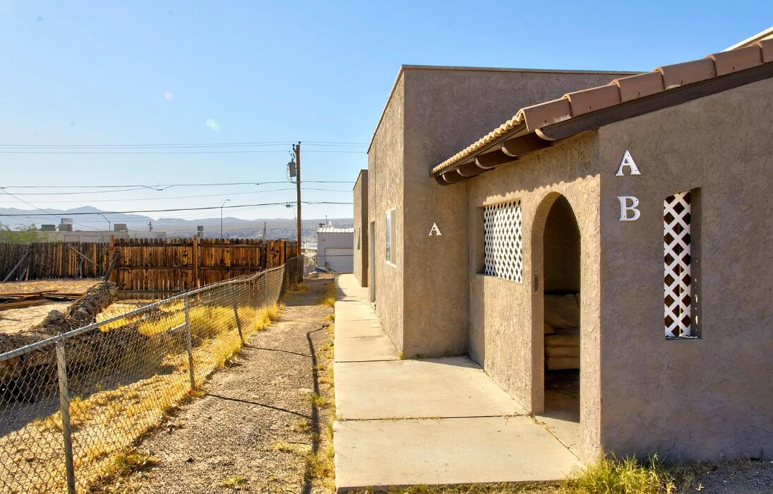 Building Photo - 1617 Turquoise Rd