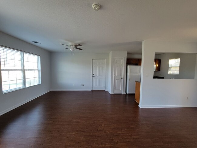 Building Photo - 6446 Swallowtail Dr