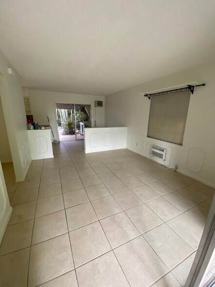 Building Photo - 13795 S Indian River Dr