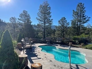 Building Photo - 008