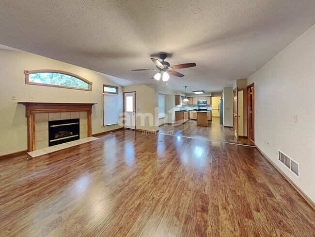Building Photo - 1810 Penwood Pl
