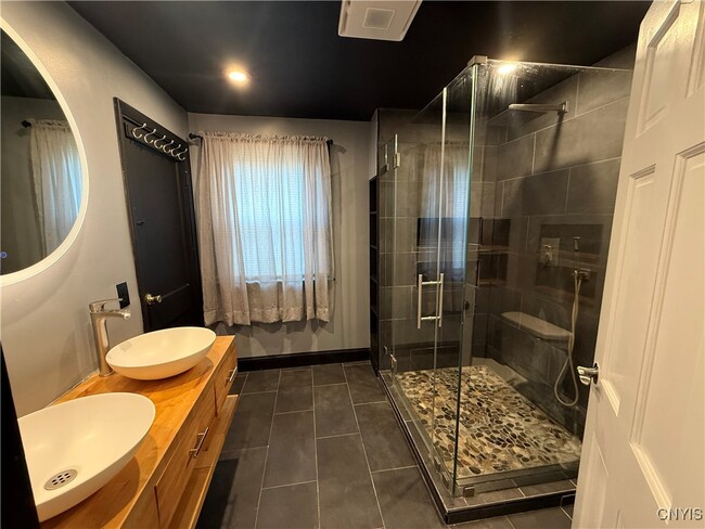 Building Photo - 115 Dorchester Ave