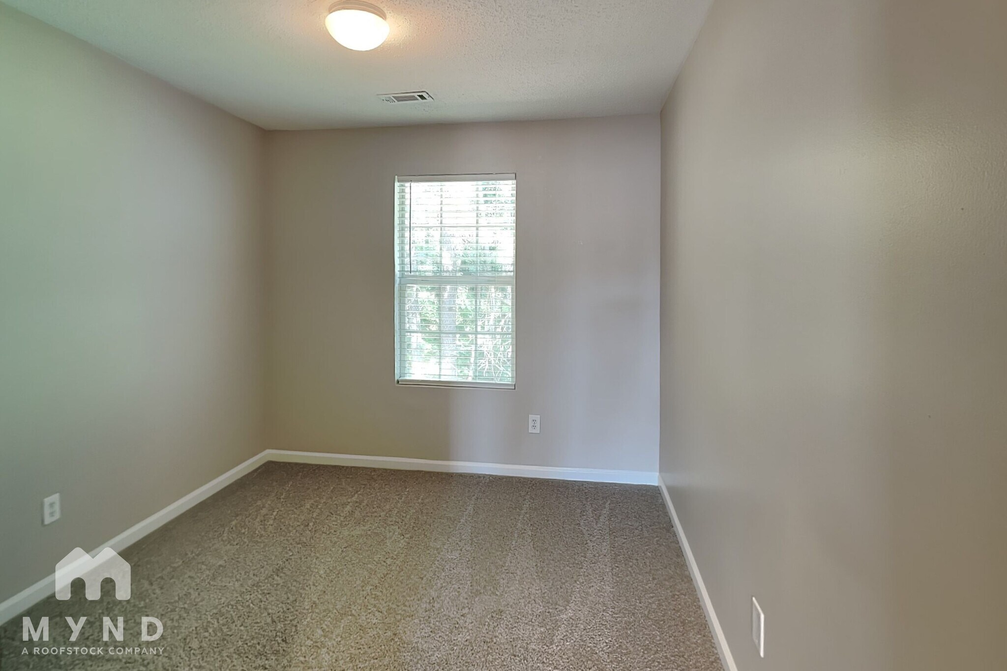 Building Photo - 5492 Sierra Tr