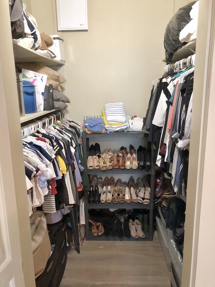 Building Photo - 1305 Peniston St