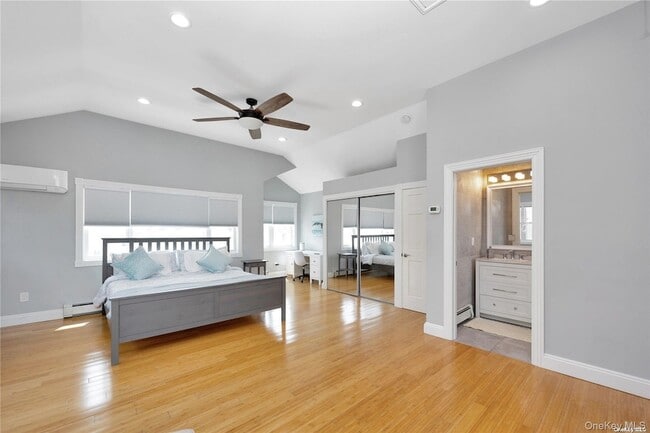 Building Photo - 81 Barnes St