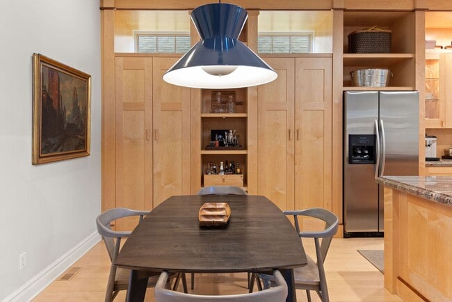 Building Photo - Stout Street 2 BDR at Curtis Park