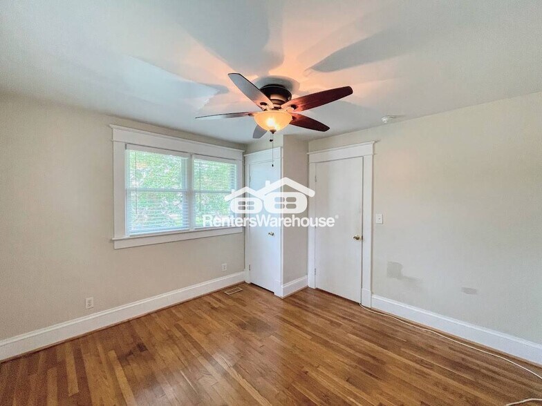 Building Photo - 3641 Nottaway St