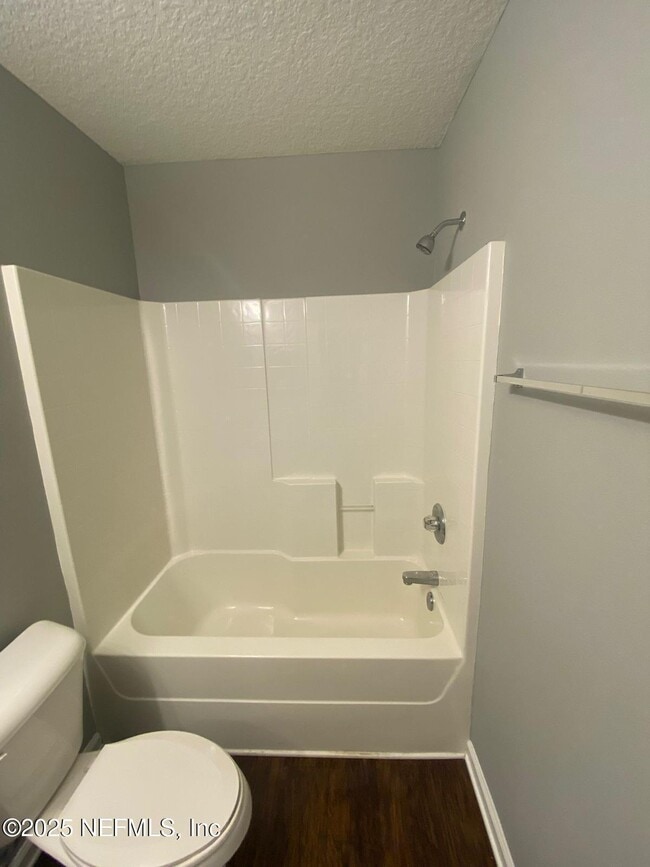 Building Photo - 8465 McGirts Village Ln