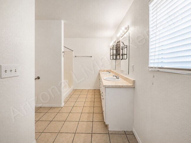 Building Photo - COOL SHADE, COZY LIVING, CONVENIENT LOCATION