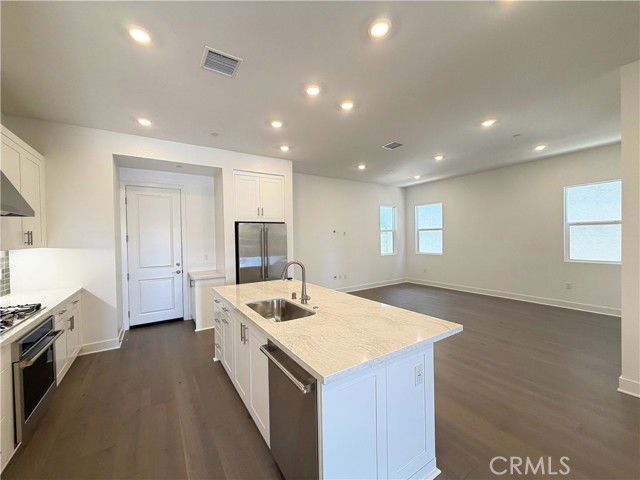 Building Photo - 105 Great Park Blvd